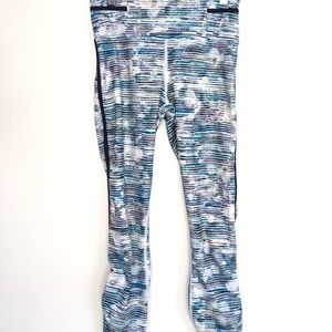 Blue and white Lululemon lenggings